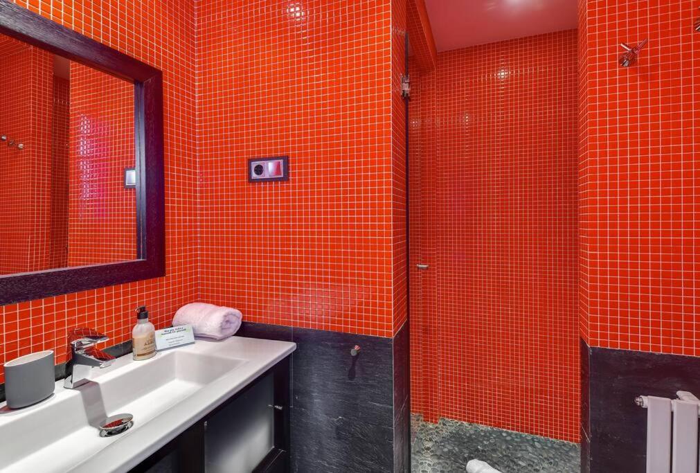 Big Stylish And Modern Apartment In Madrid Centre Екстер'єр фото