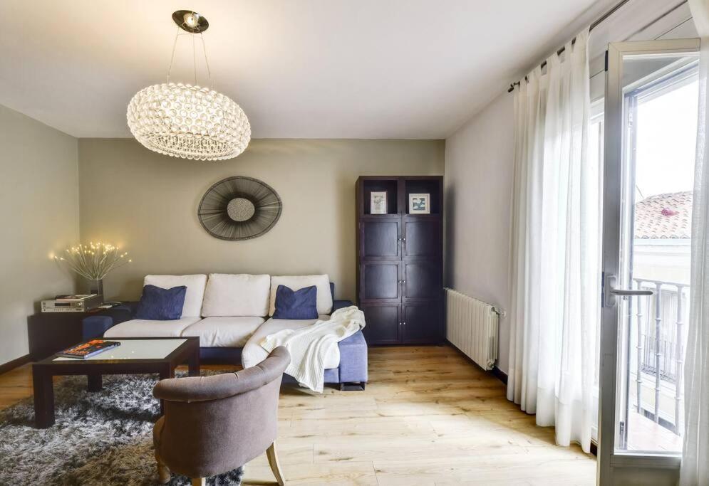 Big Stylish And Modern Apartment In Madrid Centre Екстер'єр фото