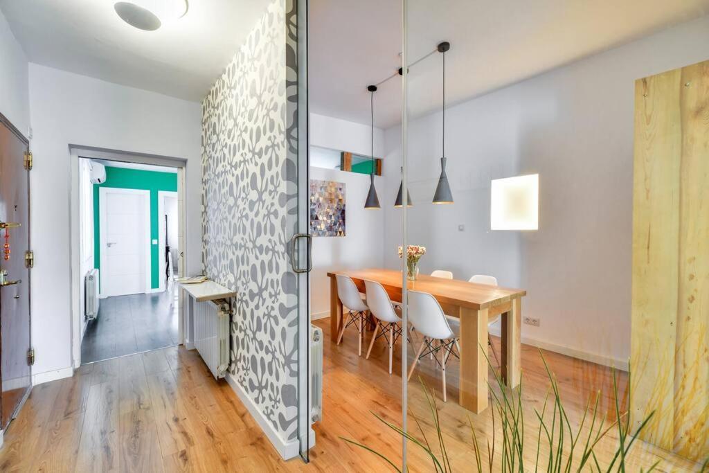 Big Stylish And Modern Apartment In Madrid Centre Екстер'єр фото