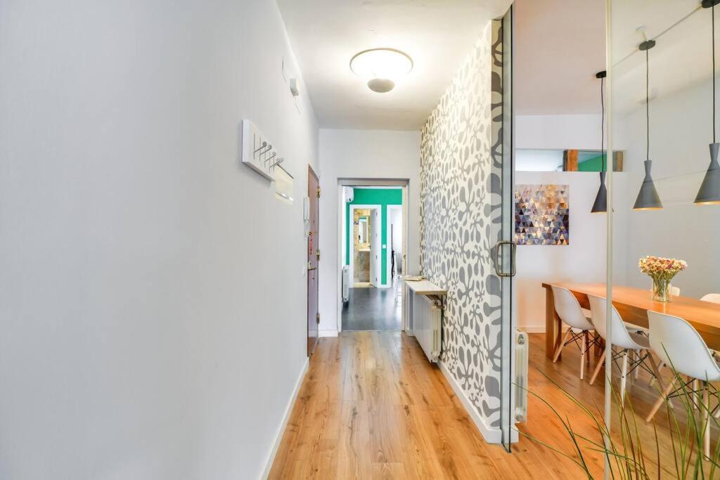Big Stylish And Modern Apartment In Madrid Centre Екстер'єр фото